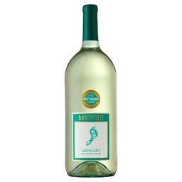 Barefoot Barefoot Moscato White Wine  1.5L Bottle