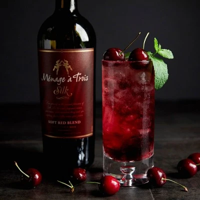 Ménage &#224; Trois Silk Red Blend Wine  750ml Bottle