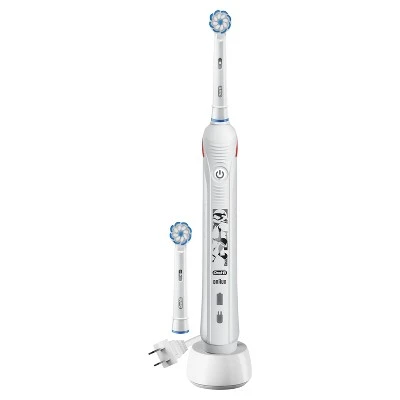 Oral B Kid's Electric Toothbrush featuring Star Wars