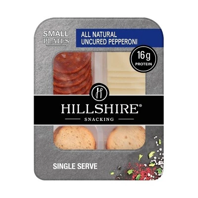 Hillshire Snacking All Natural Uncured Pepperoni with White Cheddar Cheese & Toasted Rounds  2.76oz