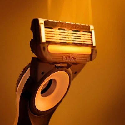 Gillette Labs Heated Razor Starter Kit Includes Heated Razor + 2 Razor Blade Cartridges & Charging