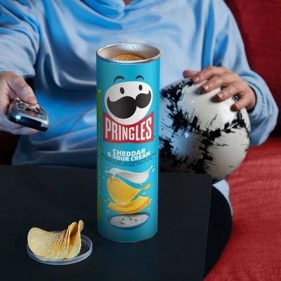 Pringles Cheddar & Sour Cream Potato Crisps 5.5oz
