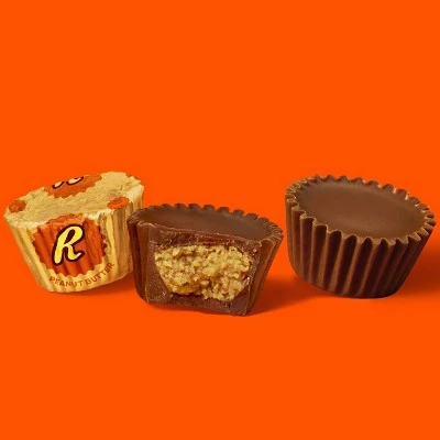 Reese's & Kit Kat Assortment Chocolate Candy Variety Pack 35oz