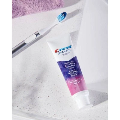 Crest 3D White Whitening Toothpaste, Radiant Mint 4.1oz