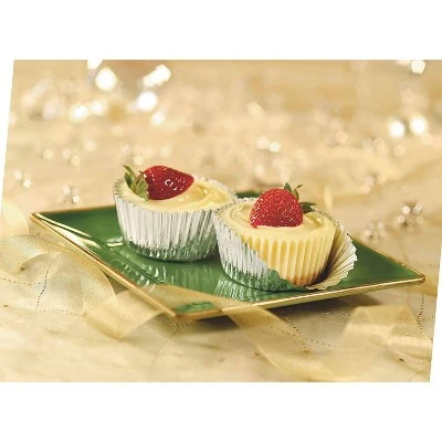 Reynolds Silver Foil Baking Cups 2.5"  32ct