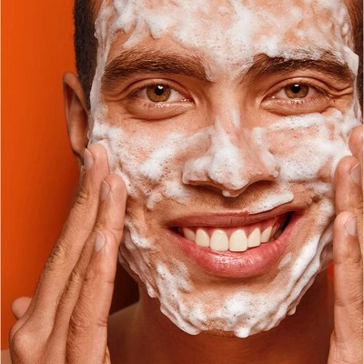Clean & Clear Essentials Foaming Facial Cleanser (2016 formulation)