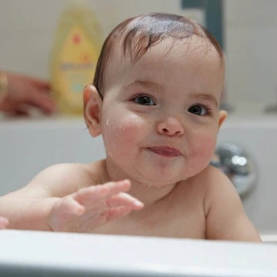 Johnson's Baby Shampoo  13.6 fl oz