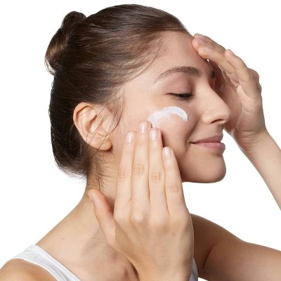 CeraVe Ultra Light Moisturizing Face Lotion with Sunscreen SPF 30 1.7 fl oz