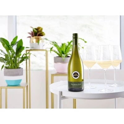 Kim Crawford Sauvignon Blanc White Wine  750ml Bottle